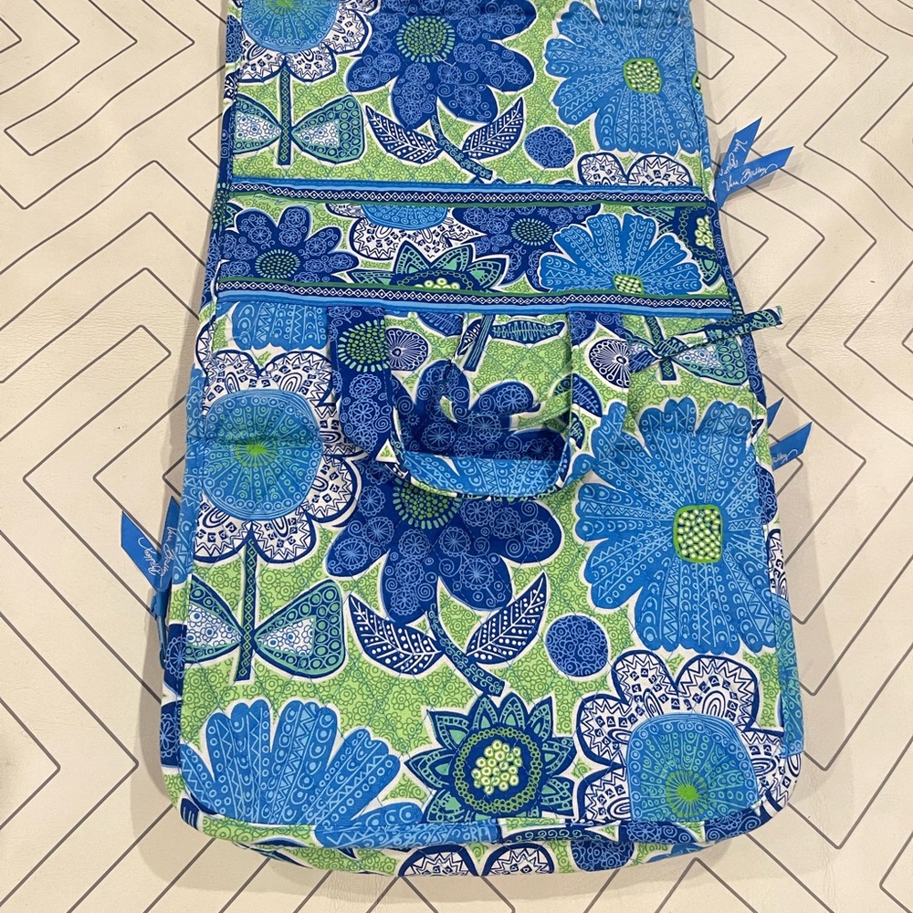 Vera Bradley Green and Blue Paisley Cosmetic Travel Organizer - Picture 12 of 12